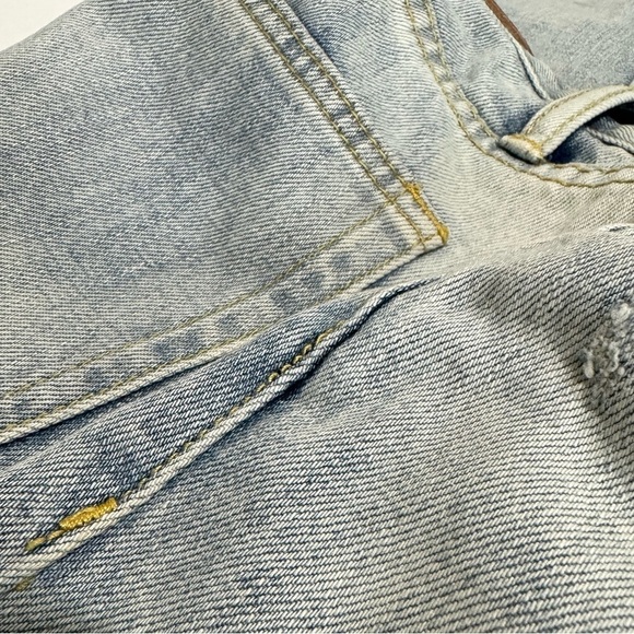 MNML Lightwash Distressed Button Fly Jeans Ankle Zip Denim Size 34x34 - Picture 8 of 12